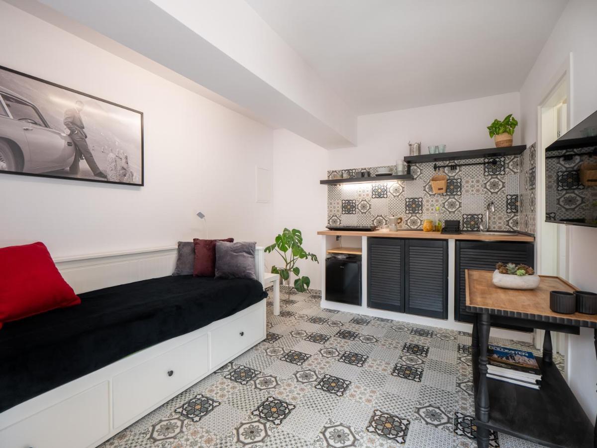 Sunny Side Malinska Apartamento Exterior foto