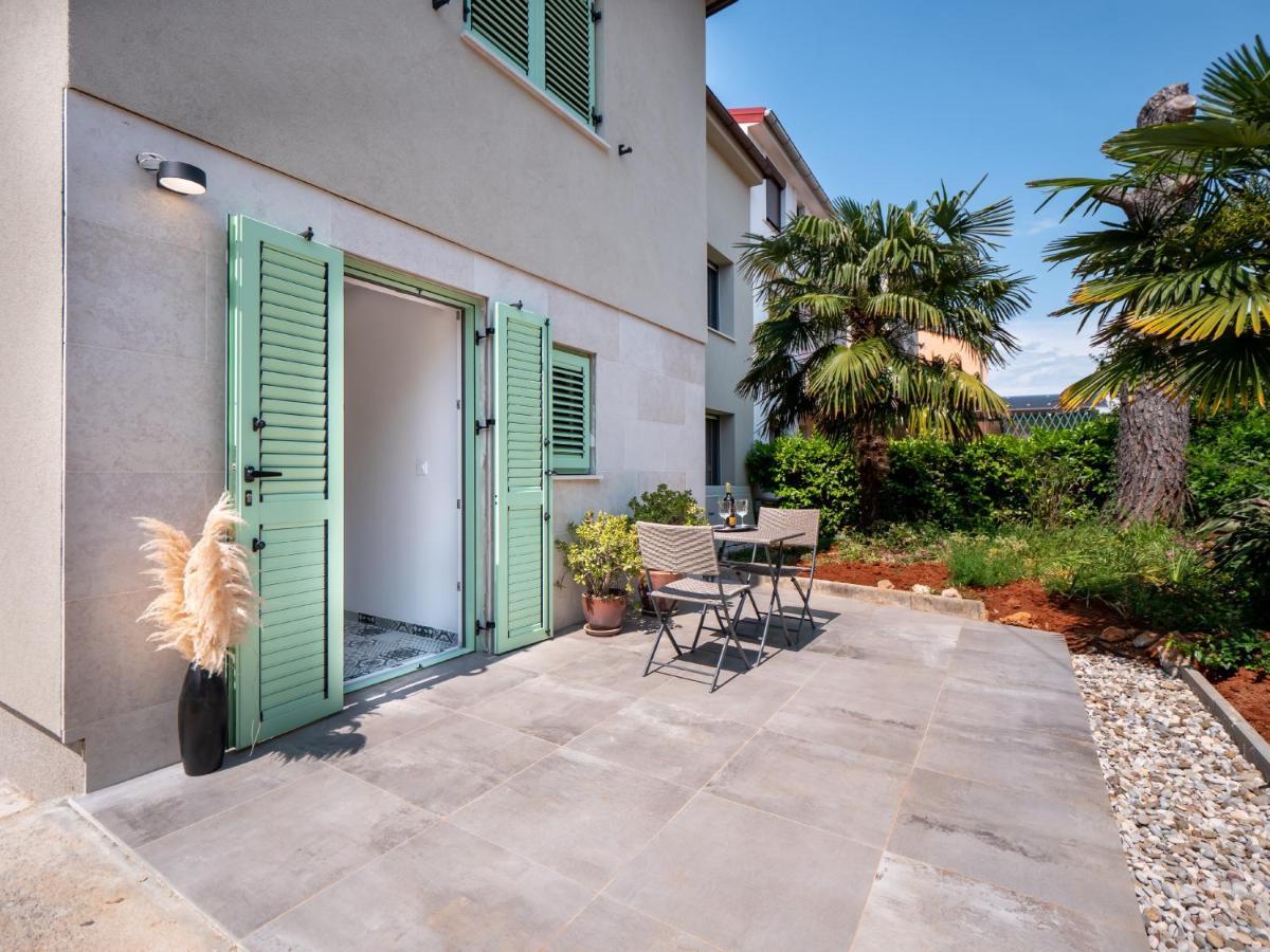 Sunny Side Malinska Apartamento Exterior foto