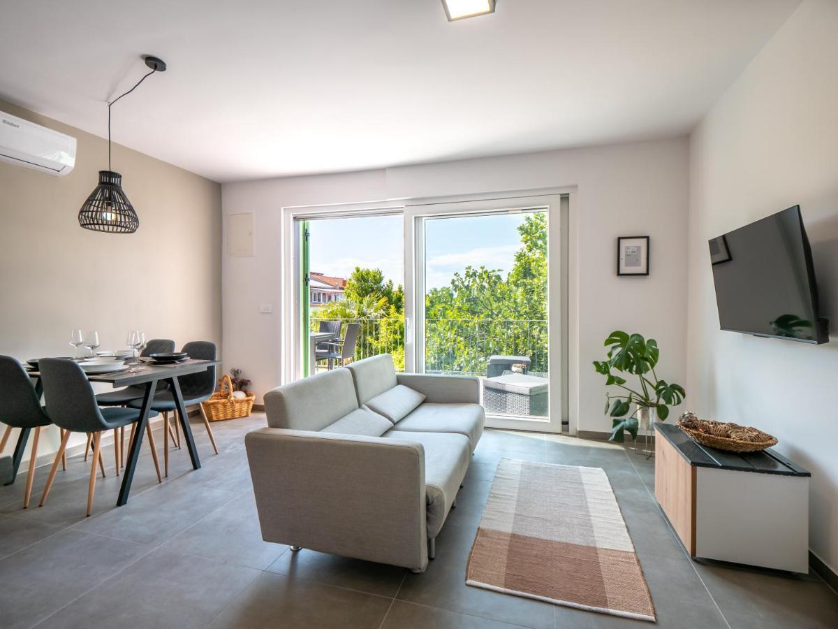 Sunny Side Malinska Apartamento Exterior foto